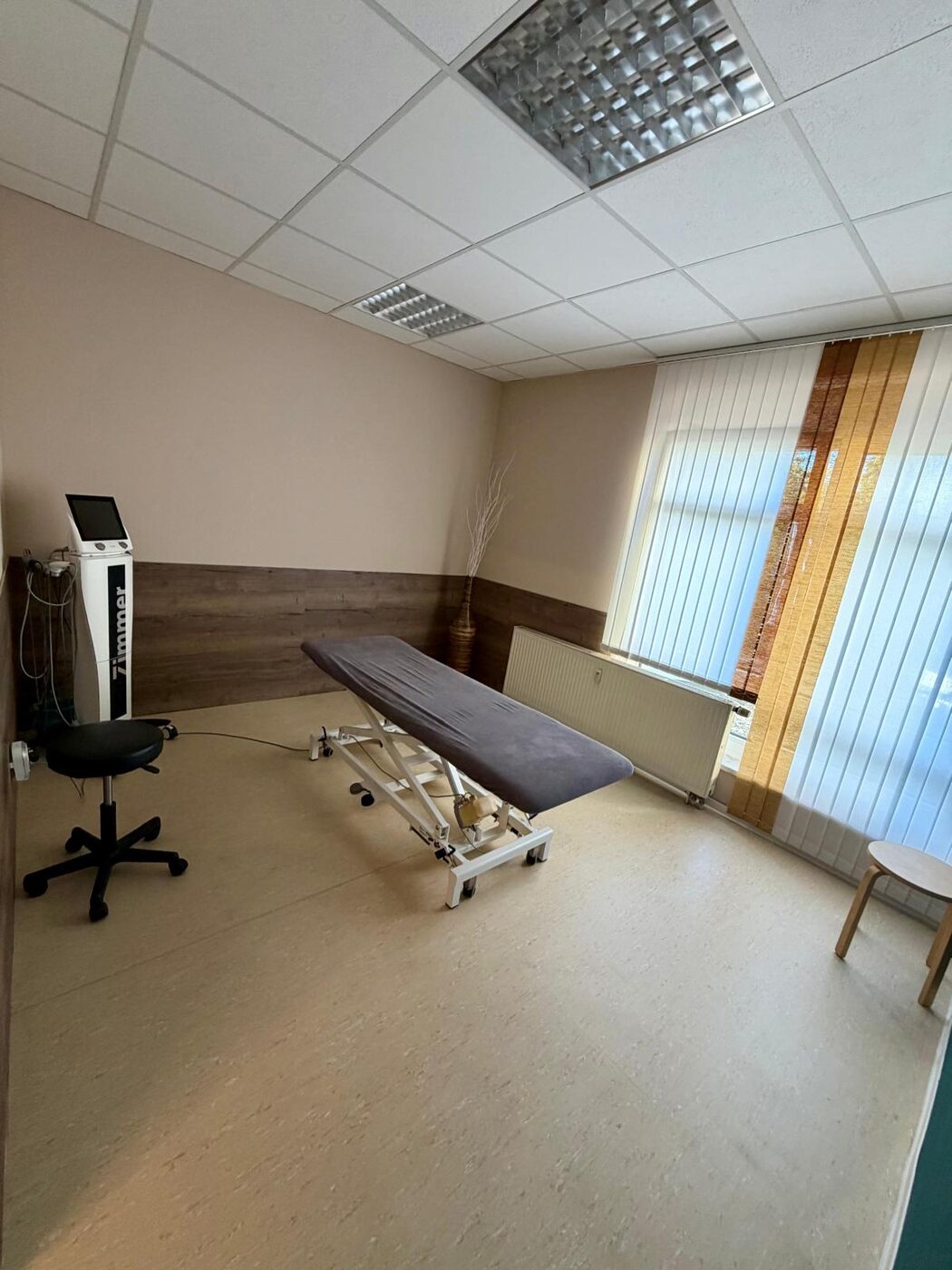 Behandlungsraum 1 der Physiotherapiepraxis Physio Med Lausen in Leipzig